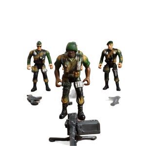 Military action figures #A35